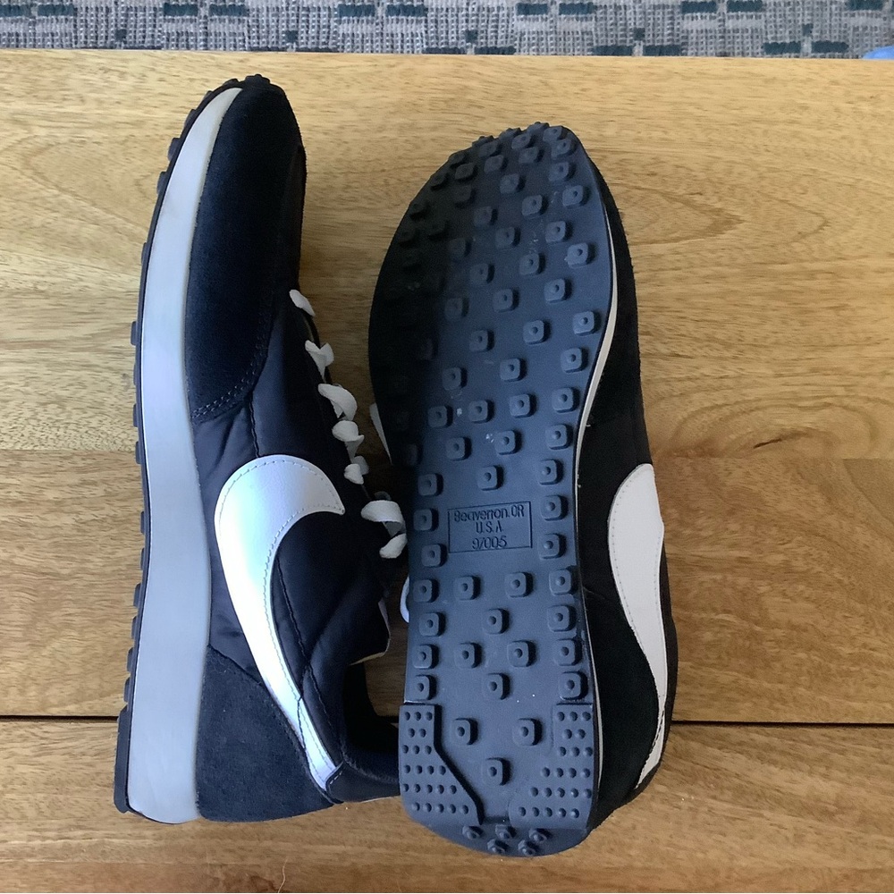 Nike Tailwind 79 black size 11- new